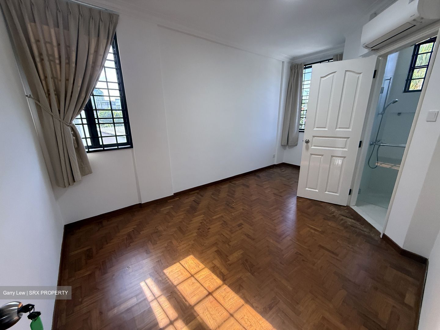 Airview Park (D21), Terrace #523895101